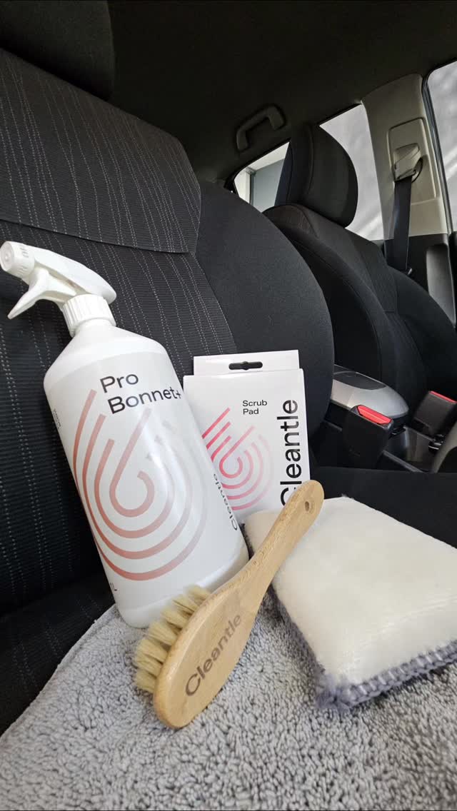 Do czyszczenia tapicerki i nie tylko ten zestaw jest niezawodny.
Na wszystkie kosmetyki Cleantle macie od nas zniżkę 20% na www.sklep.motogo.pl 
Wystarczy ze wpiszecie kod "Autore20"
#autore #przemyśl #cleantle #wspolpraca